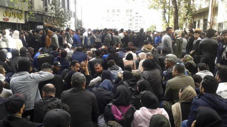 إرادة كبيرة لدى مختلف مراكز السلطة في النظام بقمع وإخماد الاحتجاجات