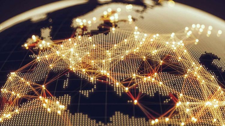 كافة اللغات الحيّة تواجه التحديات ذاتها، بمستويات متفاوتة