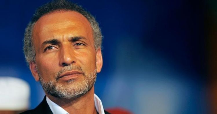 أنكر في البداية أي علاقة مع النساء المشتكيات قبل أن يتناقض مع التحقيق ويستحضر ما أسماه بعلاقات بالتراضي