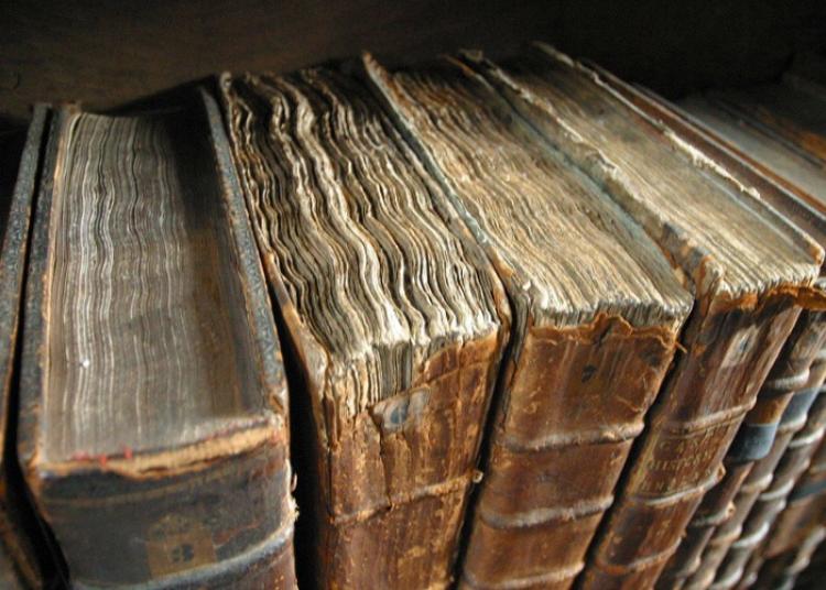 لم تغفل كتب التراث عن الحب في فلسفة المسلمين القدامى