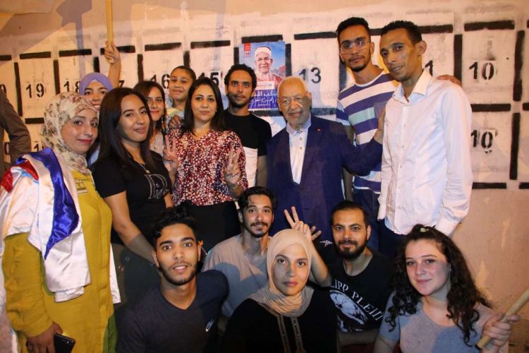 الأحزاب التونسية باستثناء كتلة ائتلاف الكرامة ترفض التحالف مع حركة النّهضة