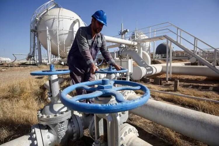 عام 2014 سمحت أنقرة لإقليم كردستان بتصدير النفط بشكل مستقلّ عبر الأراضي التركيّة