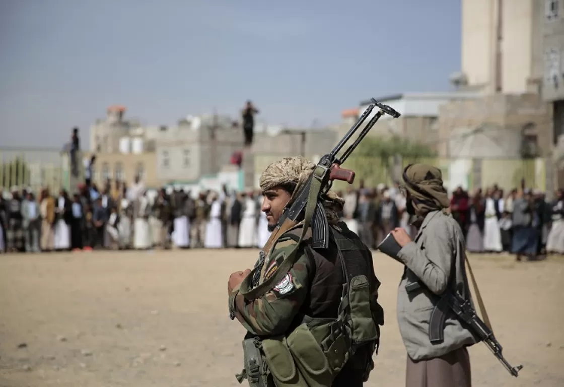  الميليشيات الحوثية تداهم الأسواق التجارية في صنعاء المختطفة... لماذا؟