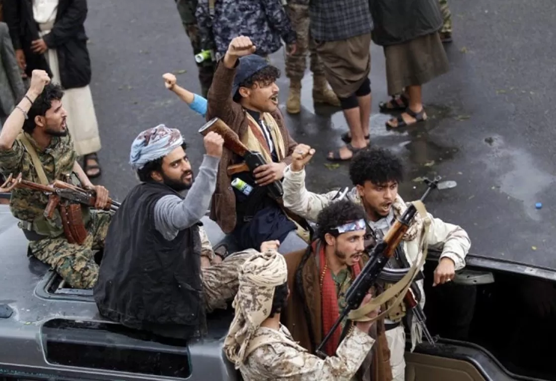 الحوثيون ينهبون أراضي المواطنين والدولة... ما الجديد؟