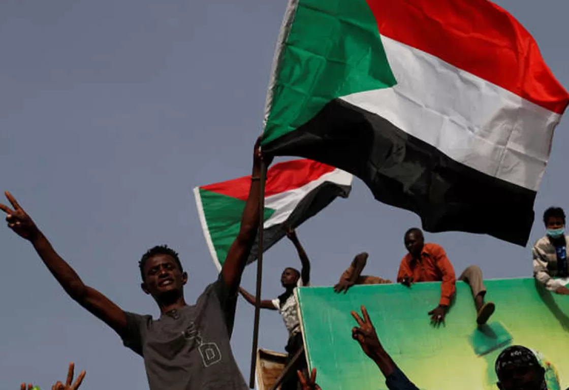 هل أجهضت الاشتباكات انقلاباً إخوانياً داخل الجيش السوداني؟