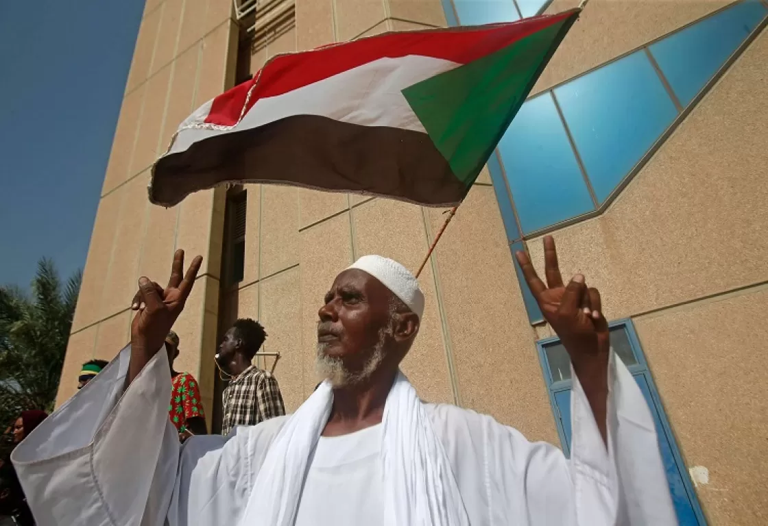 فتنة &quot;الكيزان&quot;.. الإخوان داء السودان العضال وسر أزمته