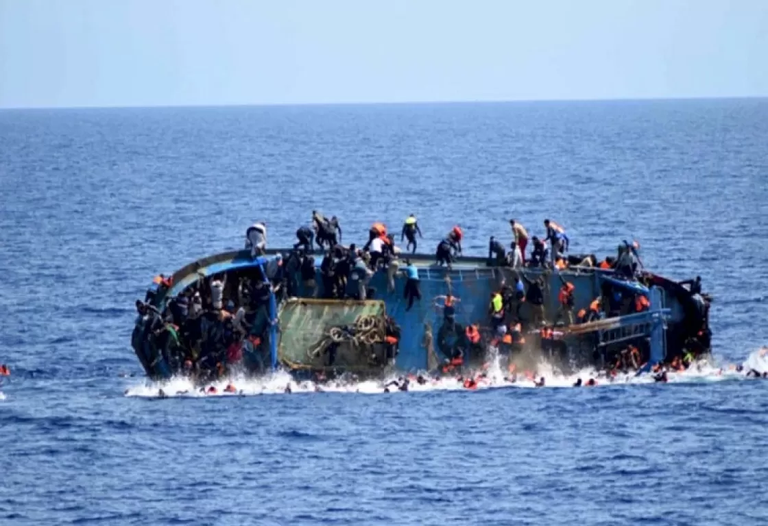 اليونان متهمة بإغراق مركب المهاجرين... دليل يدحض روايتها
