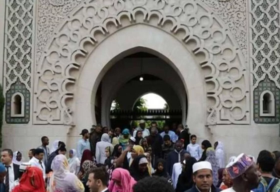 حوار مع الإمام طارق أوبرو حول تحديات الإسلام في فرنسا بين الاندماج والعنف حوار مع الإمام طارق أوبرو حول تحديات الإسلام في فرنسا بين الاندماج والعنف