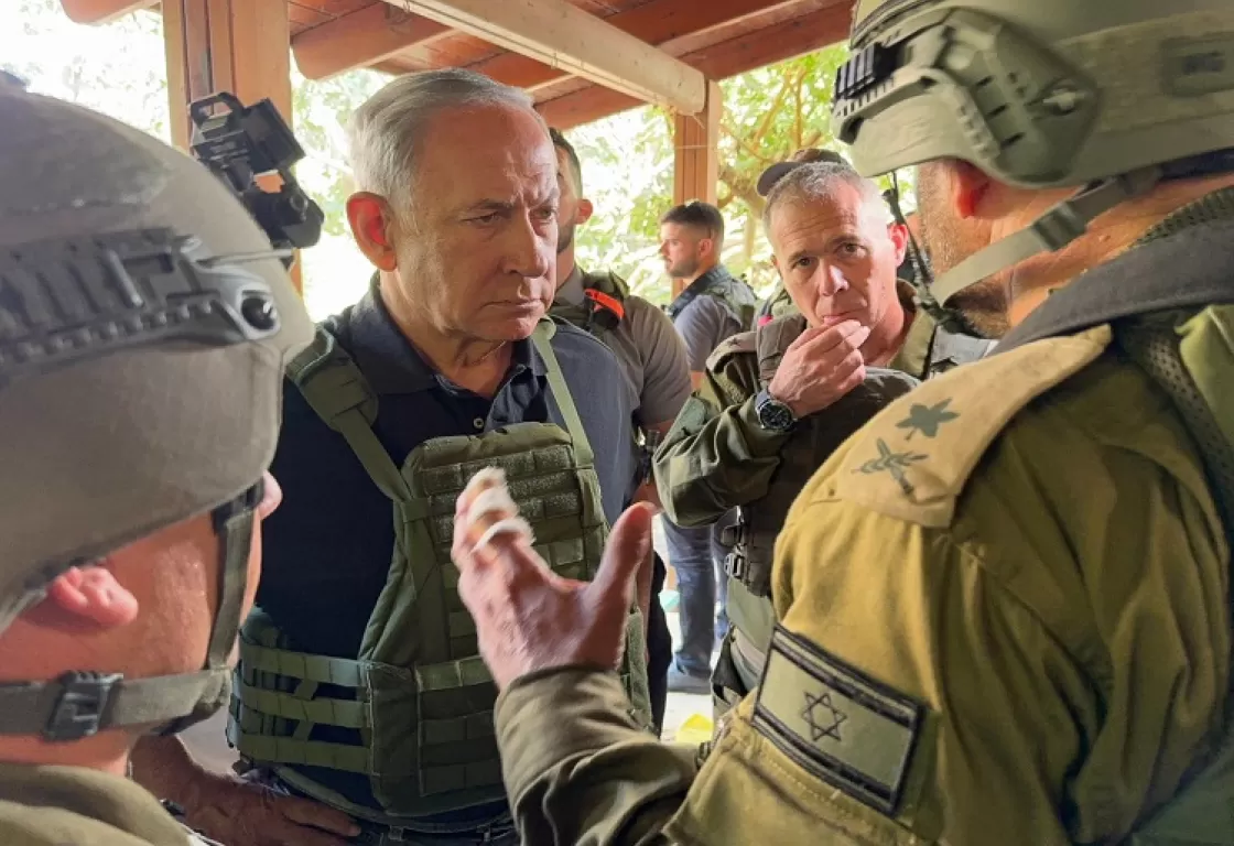 &quot;هذه ليست قاعدتك&quot;... جندي إسرائيلي يهاجم نتنياهو في قاعدة عسكرية