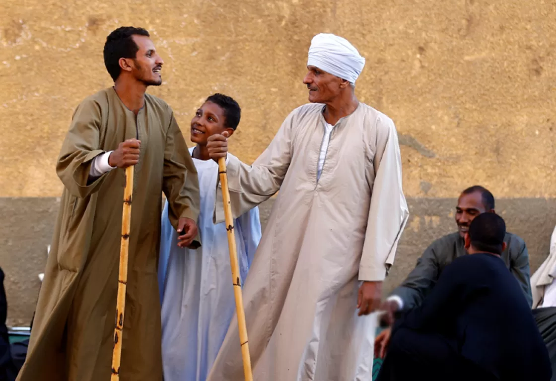 هكذا استثمر "الإخوان" بالتدين الشعبي لدى فلاحي مصر هكذا استثمر "الإخوان" بالتدين الشعبي لدى فلاحي مصر