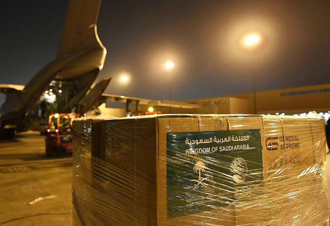 وصول أول طائرة سعودية إلى الأراضي السورية.. هل يهدم الزلزال أسوار القطيعة؟