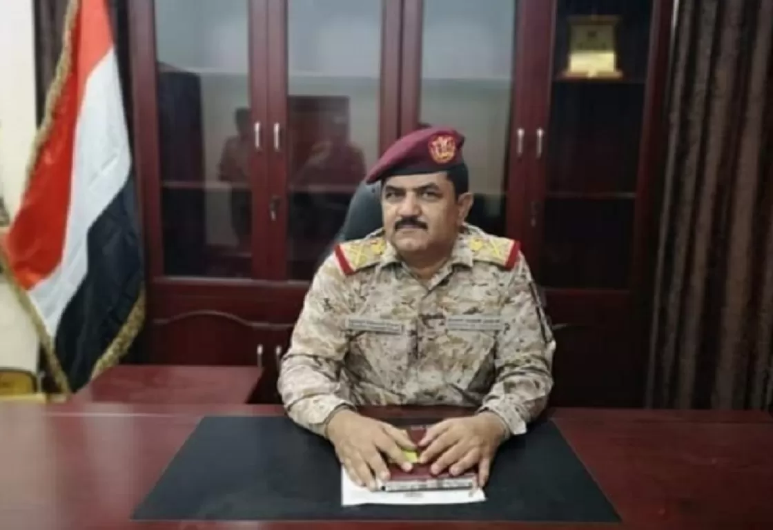 وزير الدفاع اليمني يتهم المجتمع الدولي بحماية الحوثيين.. تفاصيل