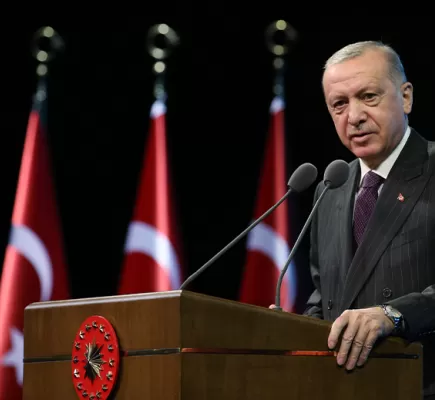 المعارضة التركية تتهم أردوغان بالتفاوض مع أوجلان على أصوات الأكراد... ما القصة؟