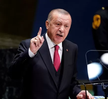 أردوغان يبدأ بتصفية الحسابات