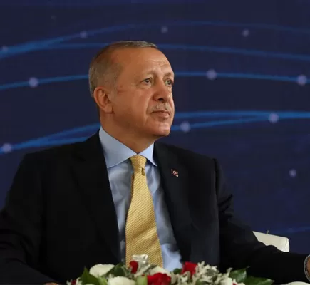اردوغان يتوجه بالشكر للامارات.. ماذا قال في قمة الحكومات؟