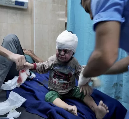 غزة... أطفال بلا رؤوس وجراحات من دون تخدير