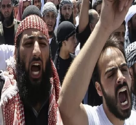 هل يؤدي الدين بالضرورة إلى العنف؟ هل يؤدي الدين بالضرورة إلى العنف؟
