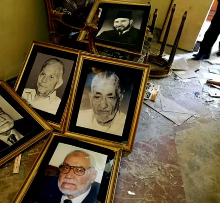 5 محن عصفت بجماعة الإخوان المسلمين 5 محن عصفت بجماعة الإخوان المسلمين