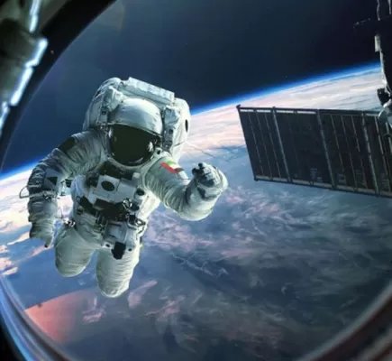 الإمارات في المركز الـ (11) عالمياً... رائد الفضاء النيادي إلى محطة الفضاء الدولية