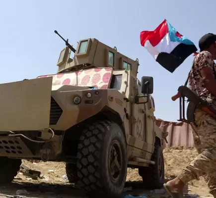 القوات الجنوبية تتصدى للحوثيين وللقاعدة في لحج وأبين... تفاصيل