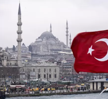 هل تصبح تركيا طرفاً في اتفاقية المتاجرة باللاجئين؟