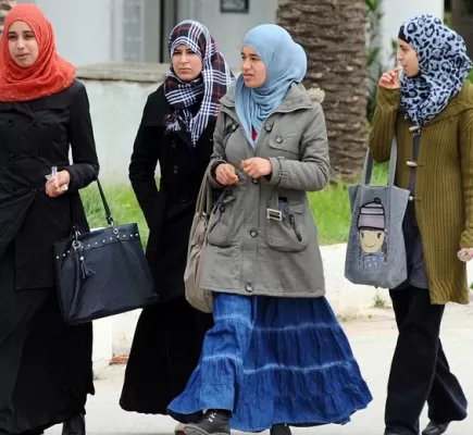 هل تهدف حملة الحجاب في الجزائر إلى &amp;quot;الأدلجة&amp;quot; و&amp;quot;التدجين&amp;quot;؟