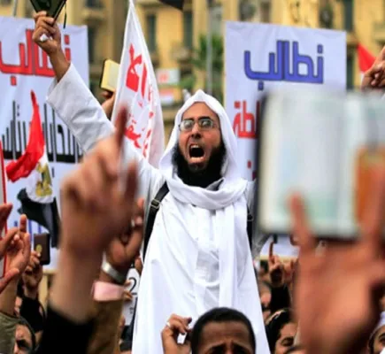 الإخوان واستثمار المقدس.. تحذيرات مصرية متجددة من خلط الدين بالمشروع السياسي الإخوان واستثمار المقدس.. تحذيرات مصرية متجددة من خلط الدين بالمشروع السياسي