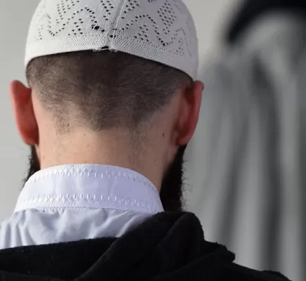إسلامي سابق يحكي قصته مع السلفية الراديكالية في ألمانيا