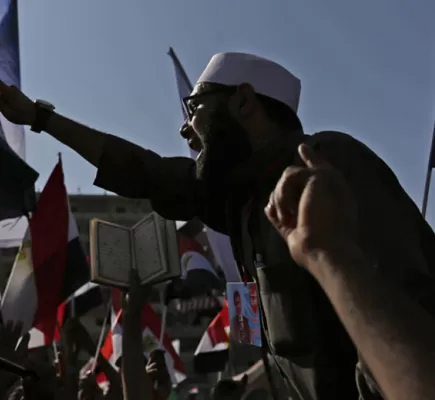 ما بعد الإسلاموية وتبعات تزييف الوعي باسم الدين ما بعد الإسلاموية وتبعات تزييف الوعي باسم الدين