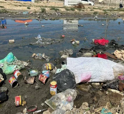 تزايد النفايات الطبية في غزة يُعري هشاشة القطاع الصحي ويهدد البيئة تزايد النفايات الطبية في غزة يُعري هشاشة القطاع الصحي ويهدد البيئة