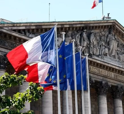 فرنسا تحظر اجتماعاً للمعارضة الإيرانية... لماذا؟