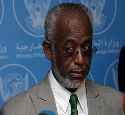 زلزال كرتي يهز إخوان السودان: تعديل الدستور يُشعل معركة القيادة ويهدد بانشقاق كبير زلزال كرتي يهز إخوان السودان: تعديل الدستور يُشعل معركة القيادة ويهدد بانشقاق كبير