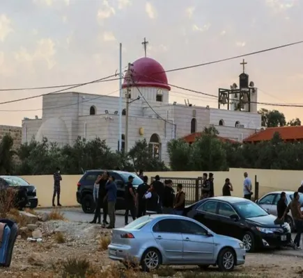حين تتألم أجراس الكرك.. تنبض مآذن الأردن بالوجع ذاته حين تتألم أجراس الكرك.. تنبض مآذن الأردن بالوجع ذاته