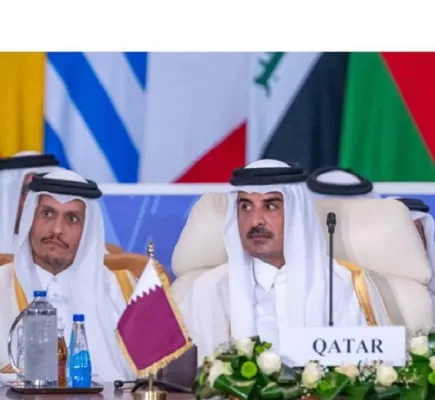 لماذا غادر أمير قطر &amp;quot;قمة السلام&amp;quot; دون إلقاء كلمة؟