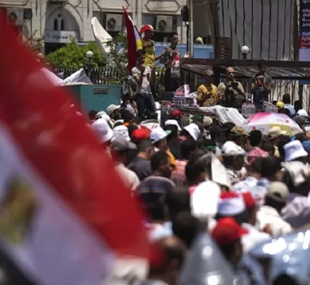 سقط الإخوان وبقيت مصر