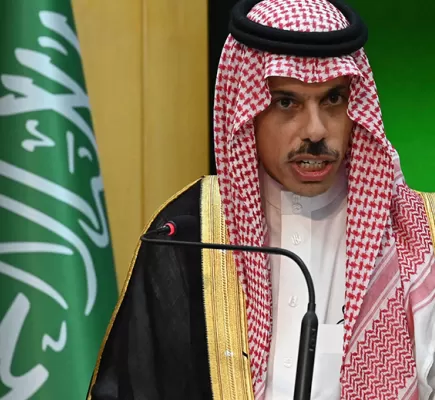 وزير الخارجية السعودي: قرار خفض الإنتاج اقتصادي بحت وتم اتخاذه بالإجماع