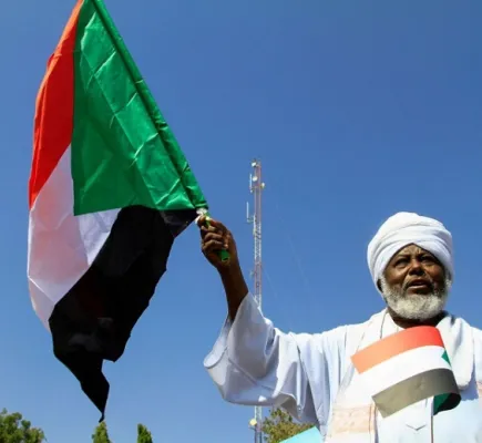 واشنطن تلاحق إخوان السودان.. اتهامات بالتغلغل داخل الجيش وإشعال الحرب من بورتسودان واشنطن تلاحق إخوان السودان.. اتهامات بالتغلغل داخل الجيش وإشعال الحرب من بورتسودان
