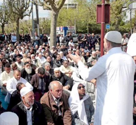 لماذا أخفقت محاولات "أخونة" الإسلام في أوروبا؟ لماذا أخفقت محاولات "أخونة" الإسلام في أوروبا؟